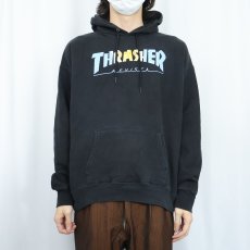 画像2: THRASHER アルゼンチン国旗柄 ロゴプリント スウェットフーディー BLACK L (2)