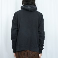 画像3: THRASHER アルゼンチン国旗柄 ロゴプリント スウェットフーディー BLACK L (3)