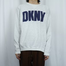 画像2: 90's DKNY USA製 前V ロゴプリントスウェット ONESIZE (2)