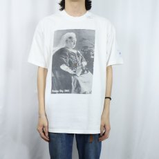 画像2: 2000's Blue Light "Victoria Day 2001" ヴィクトリア女王 ビールプリントTシャツ XL (2)