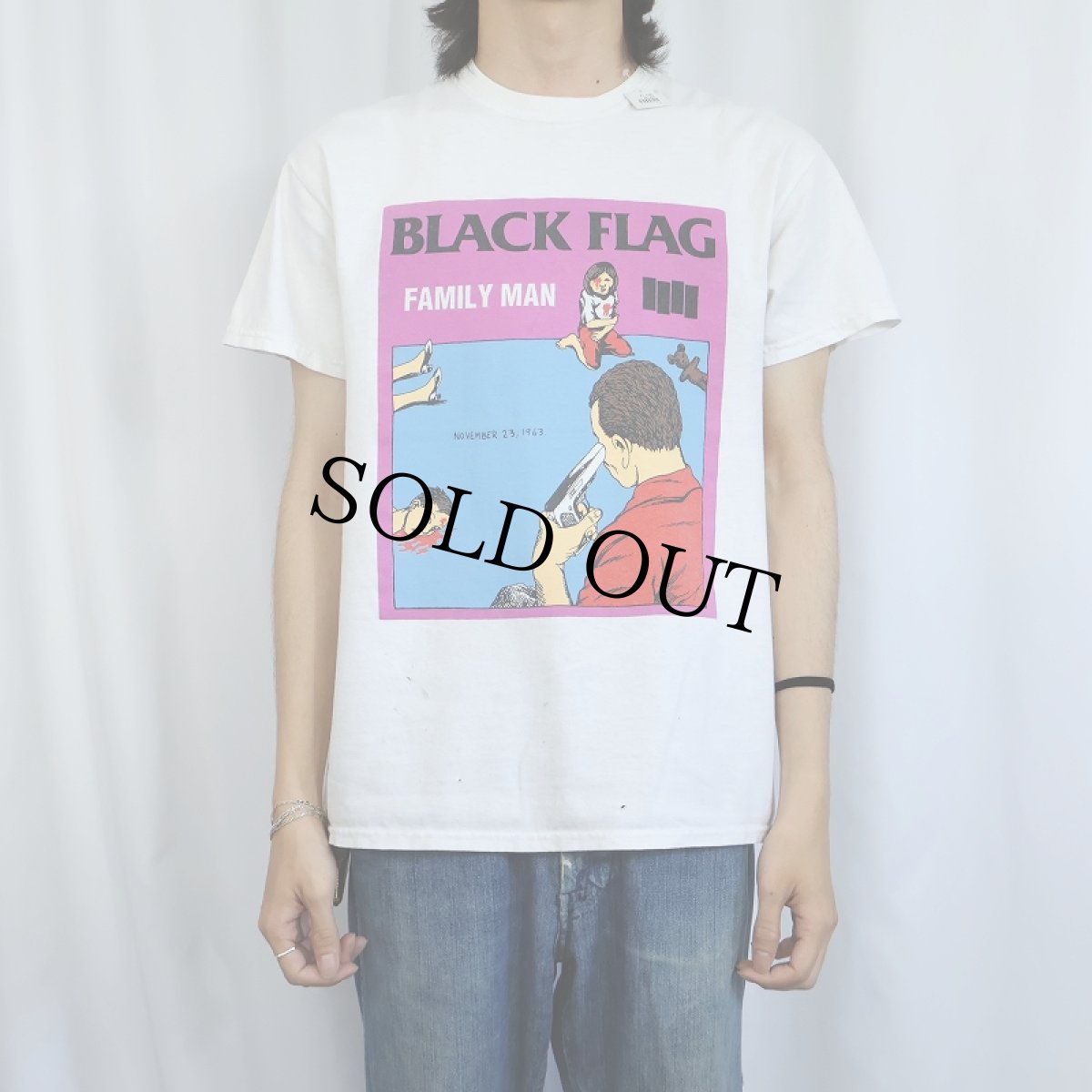 画像2: BLACK FLAG "FAMILY MAN" ハードコアパンクバンド アルバムプリントTシャツ (2)