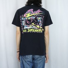 画像4: 90's BOLT USA製 "MAUI SHREDDERS" サーフブランド プリントTシャツ BLACK XL (4)