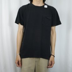 画像2: 90's Hanes 無地ポケットTシャツ BLACK (2)