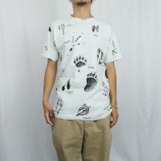 画像2: 90's Art Unlimited USA製 足跡プリントTシャツ M (2)