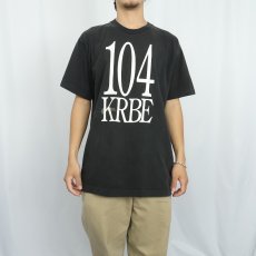 画像2: 90's USA製 "KRBE 104" ラジオ局プリントTシャツ BLACK XL (2)