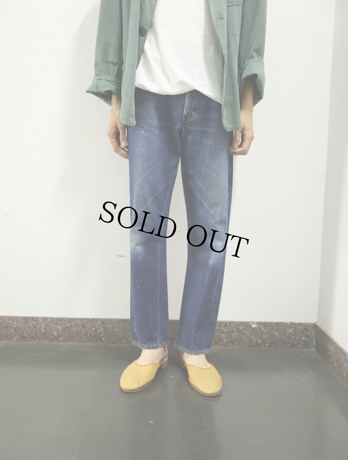画像2: 60's LEVI'S 505 BIGE 大文字表記 デニムパンツ W33 (2)