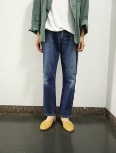 画像2: 60's LEVI'S 505 BIGE 大文字表記 デニムパンツ W33 (2)
