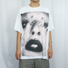 画像2: Lady Gaga "The Chromatica Ball" ツアープリントTシャツ XL (2)