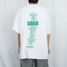 画像3: Lady Gaga "The Chromatica Ball" ツアープリントTシャツ XL (3)