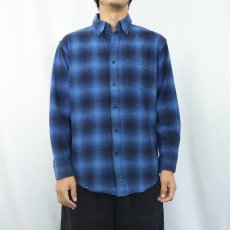 画像2: PENDLETON オンブレーチェック柄 ボタンダウン ライトネルシャツ M (2)