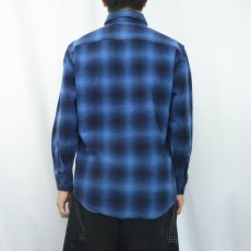 画像3: PENDLETON オンブレーチェック柄 ボタンダウン ライトネルシャツ M (3)