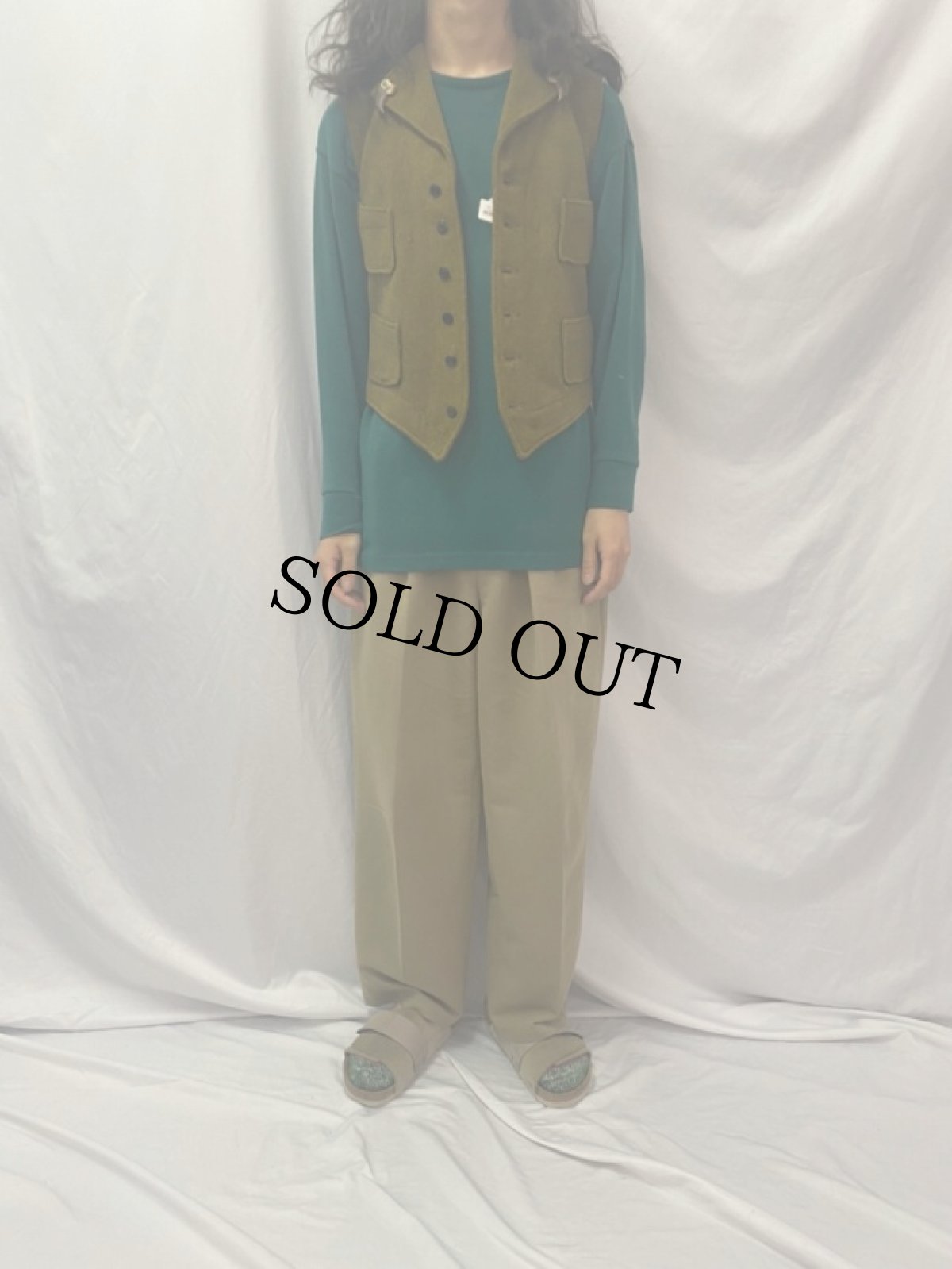 画像2: 30's 牙モチーフ付き ウールベスト (2)