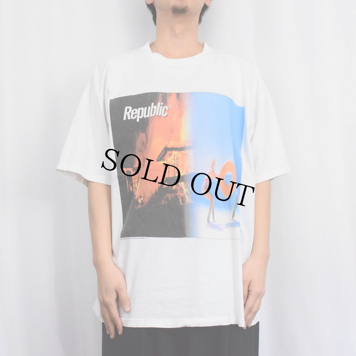 画像2: 90's New Order USA製 "Republic" ロックバンドアルバムプリントTシャツ XL (2)