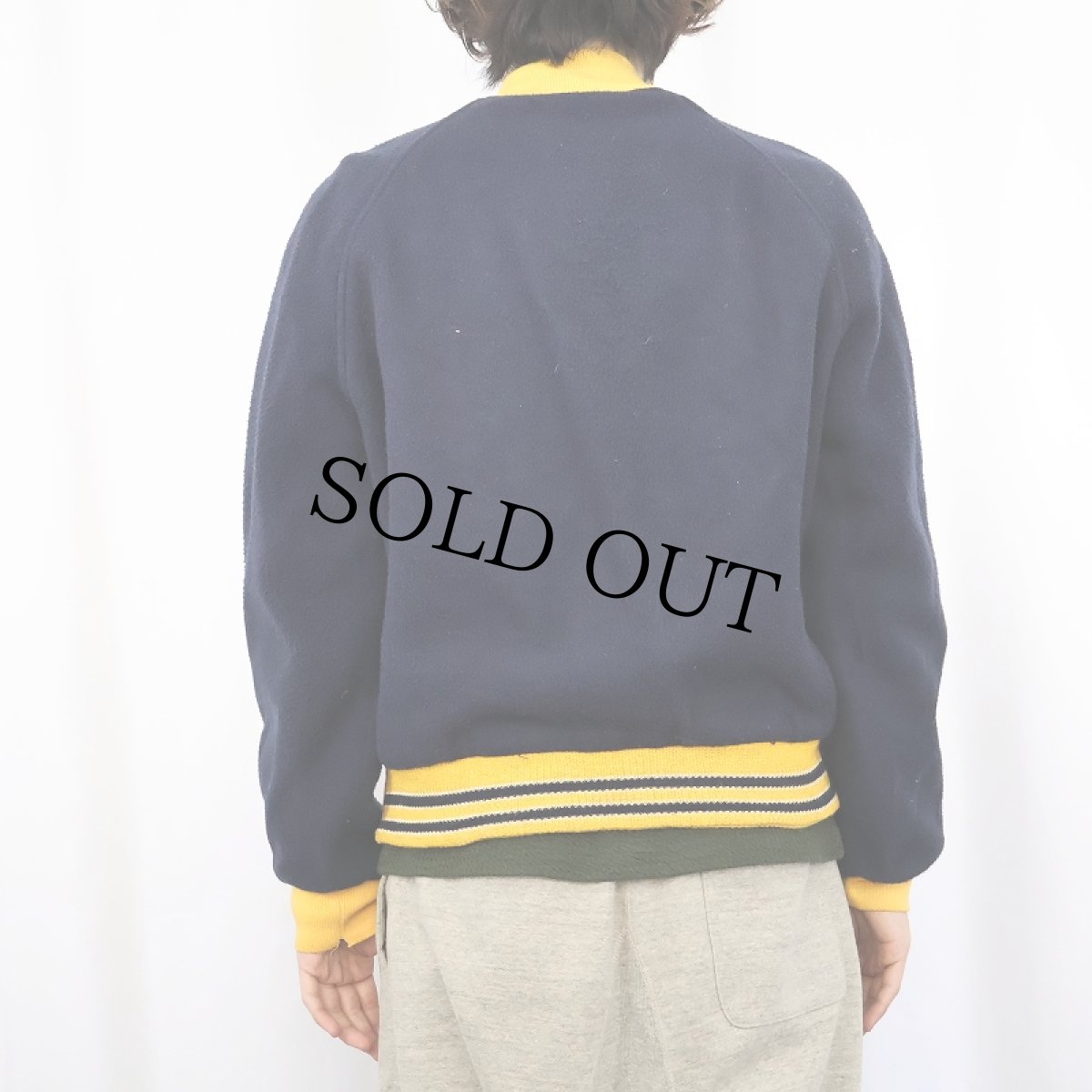 画像3: 60〜70's "South End Social Club" チェーン刺繍 ウールスタジャン NAVY (3)