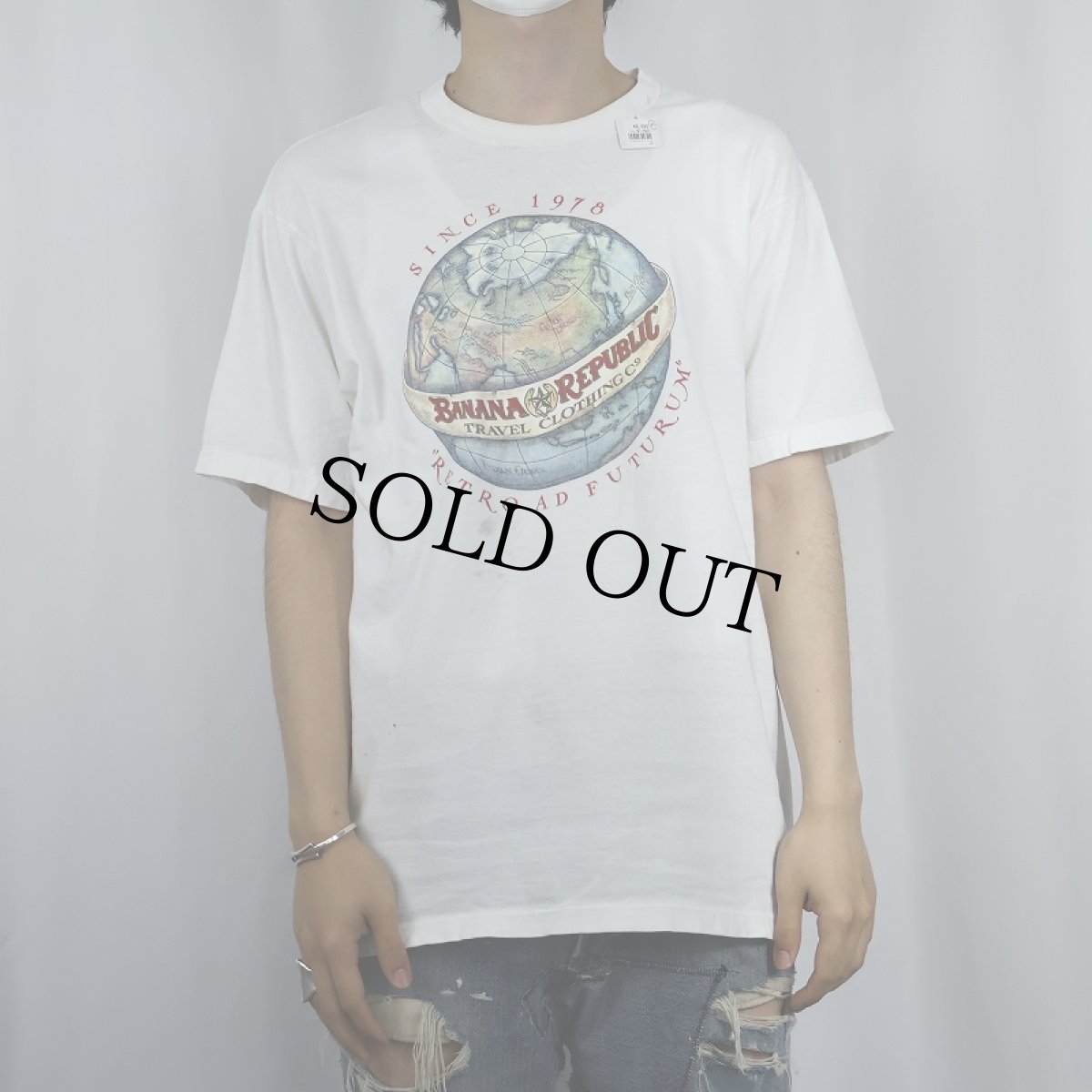 画像2: 80's BANANA REPUBLIC 地球プリントTシャツ (2)