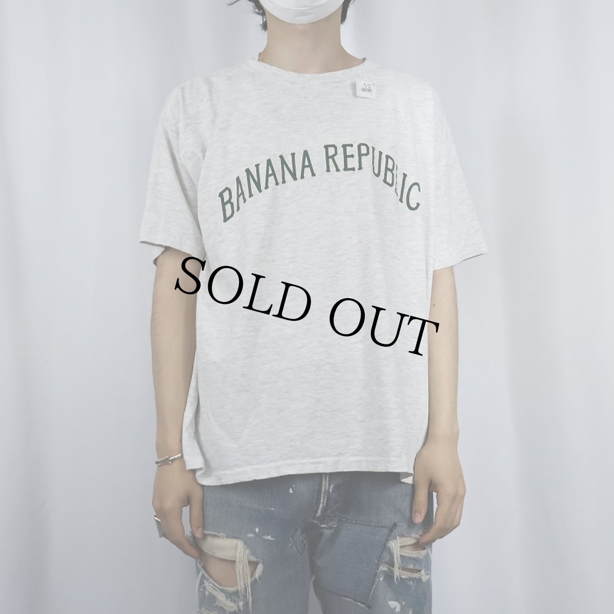 画像2: 90's BANANA REPUBLIC ロゴプリントTシャツ (2)