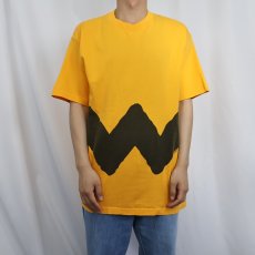 画像2: PEANUTS "Charlie Brown" キャラクタープリントTシャツ L (2)
