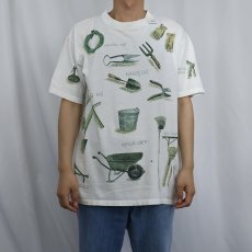 画像2: 90's rel-e-vant products 農具柄 プリントTシャツ (2)