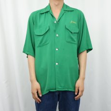 画像2: 60's Swingster "MISSOURI LAND&LOAB CO." チェーン刺繍 レーヨンボーリングシャツ 15-15 1/2 (2)