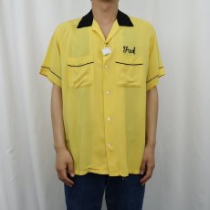 画像2: 60's Hilton "Kenite Plumbers" チェーン刺繍 レーヨンボーリングシャツ (2)