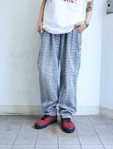 画像1: QUIKSILVER BOARD RIDING 総柄 コットンイージーパンツ L (1)