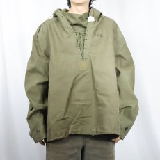 画像2: 40's U.S.NAVY デッキレインパーカー ステンシル入り LARGE (2)