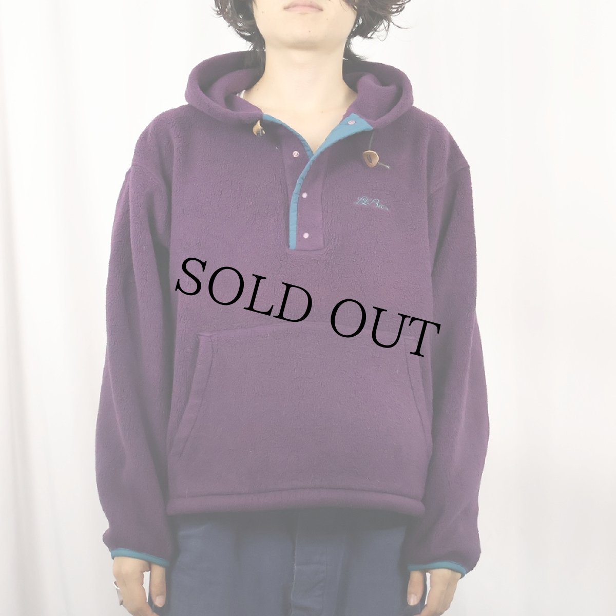 画像2: 80's L.L.Bean USA製 筆記体ロゴ刺繍 ハーフスナップフリースフーディー (2)