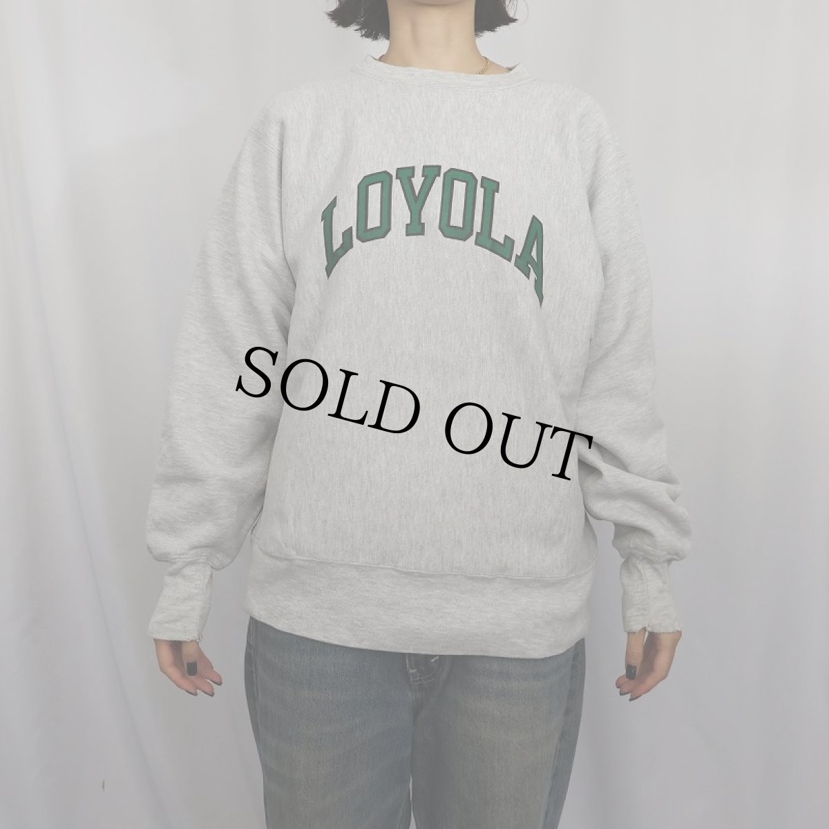 画像2: 90's Champion REVERSE WEAVE USA製 "LOYOLA" プリントスウェット L (2)