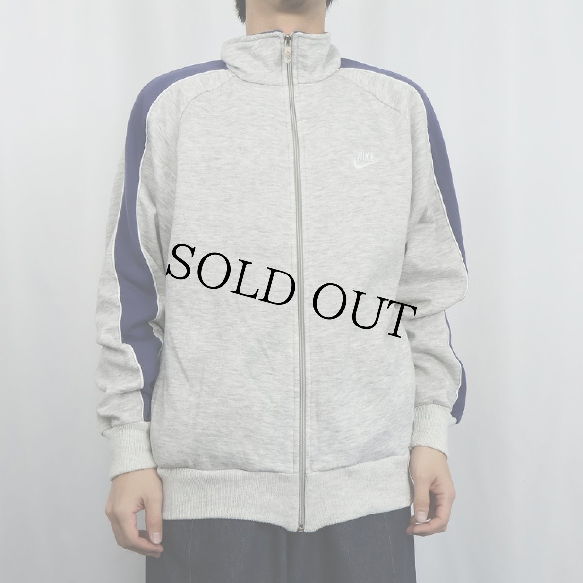 画像2: 90's NIKE 銀タグ ラインデザイン スウェットジップジャケット L (2)