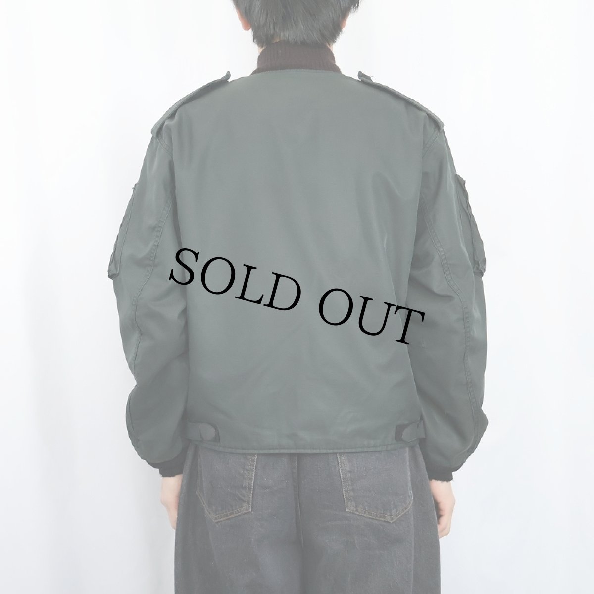 画像3: 80's ROYAL CANADIAN AIR FORCE "CAF GREEN" フライトジャケット SIZE6637 (3)