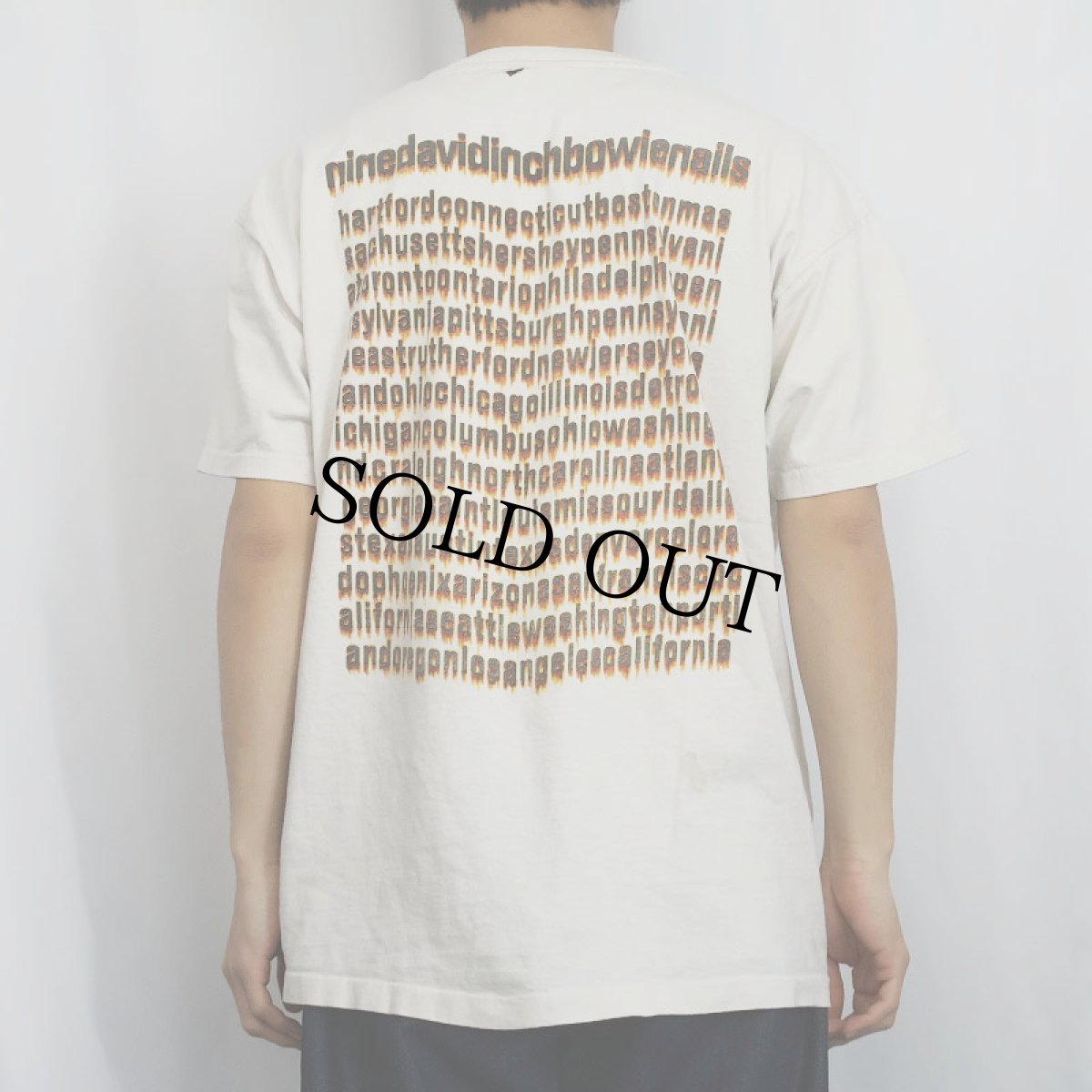 画像4: 90's USA製 NINE INCH NAILS × DAVID BOWIE "OUTSIDE TOUR" ツアープリントTシャツ XL (4)