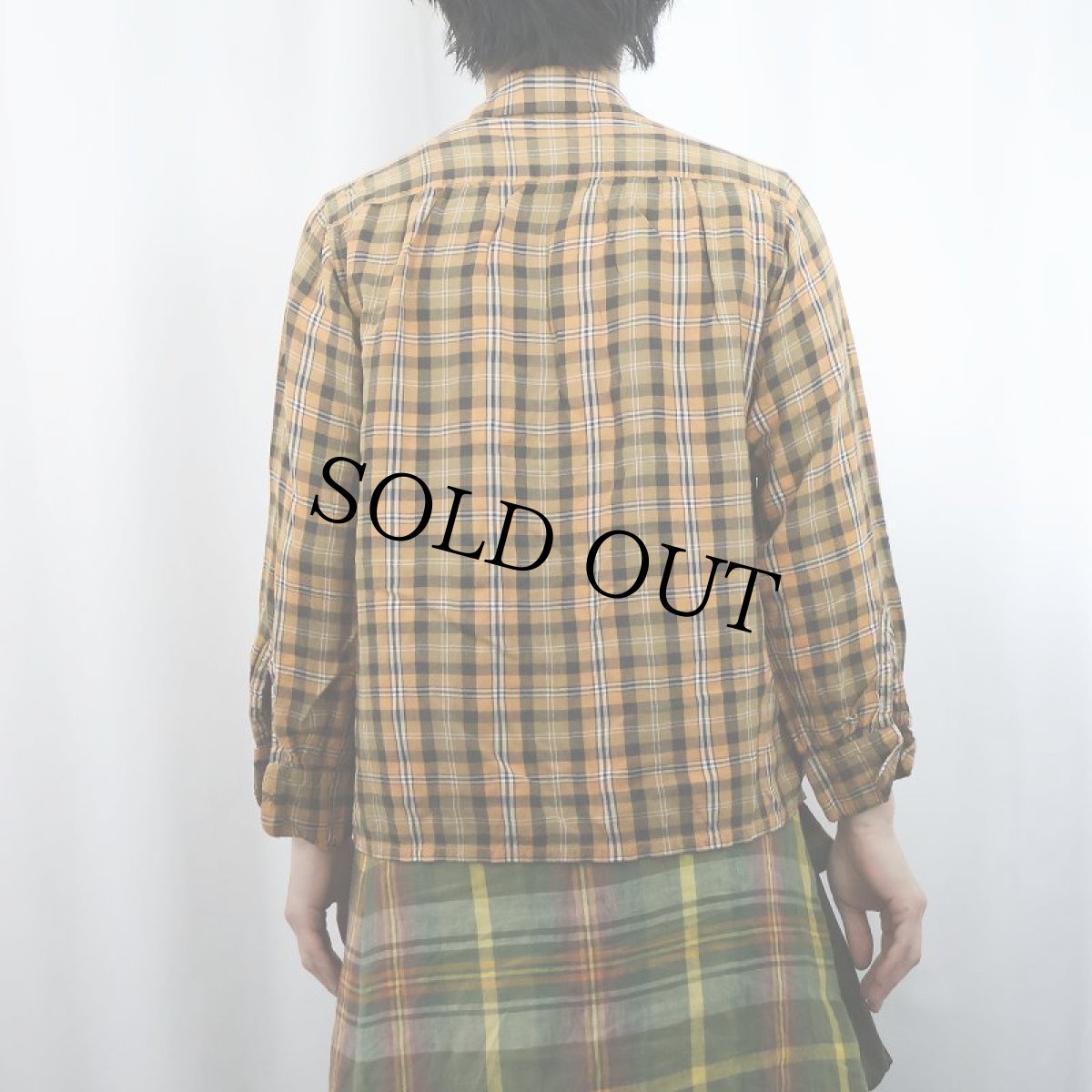 画像3: 50〜60's チェック柄 コットンレーヨン オープンカラーシャツ (3)