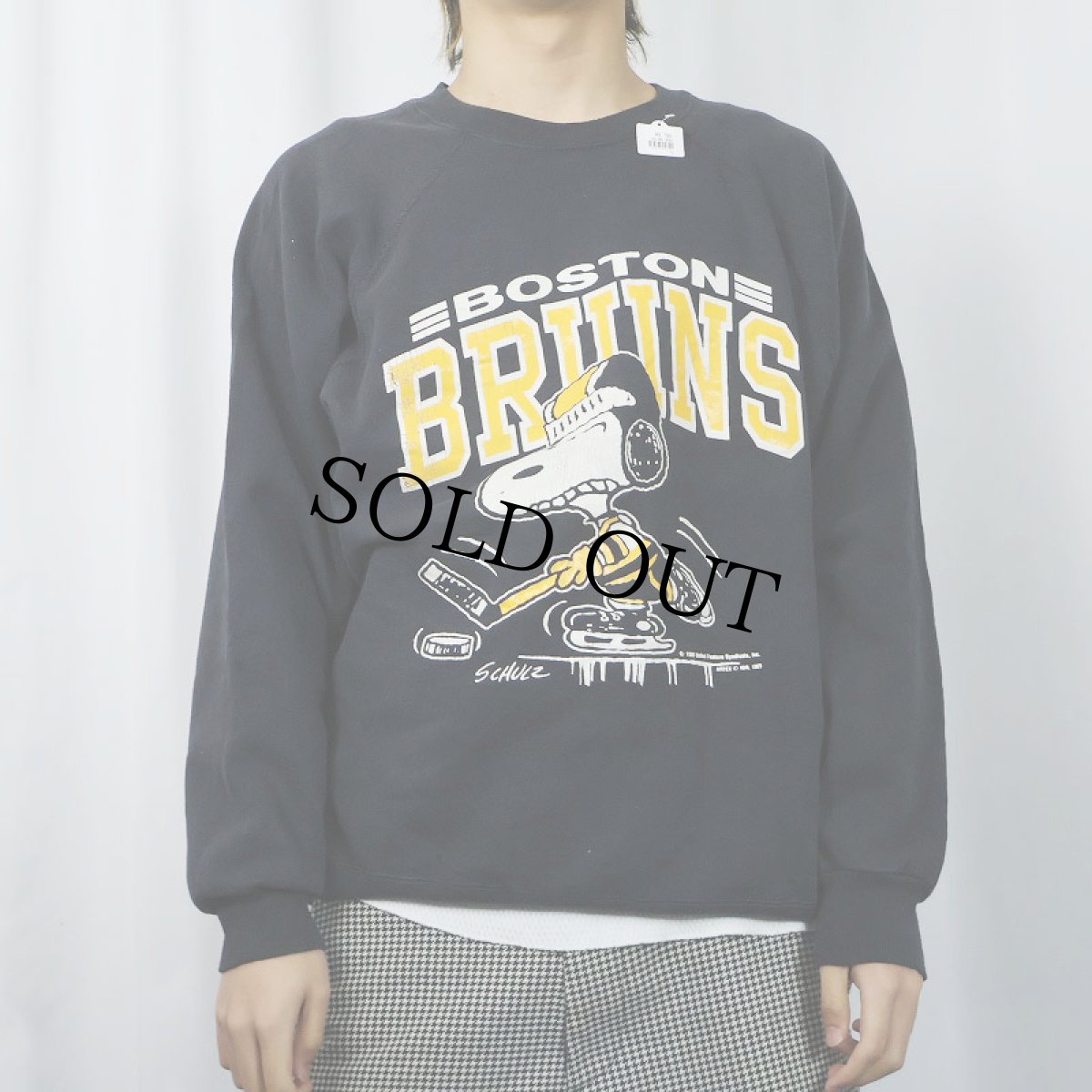 画像2: 80's〜 SNOOPY "BOSTON BRUINS" キャラクタープリントスウェット BLACK (2)