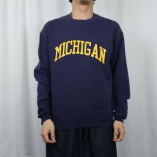 画像2: 80's RUSSELL ATHLETIC USA製 "MICHIGAN" 前V プリントスウェットNAVY L (2)