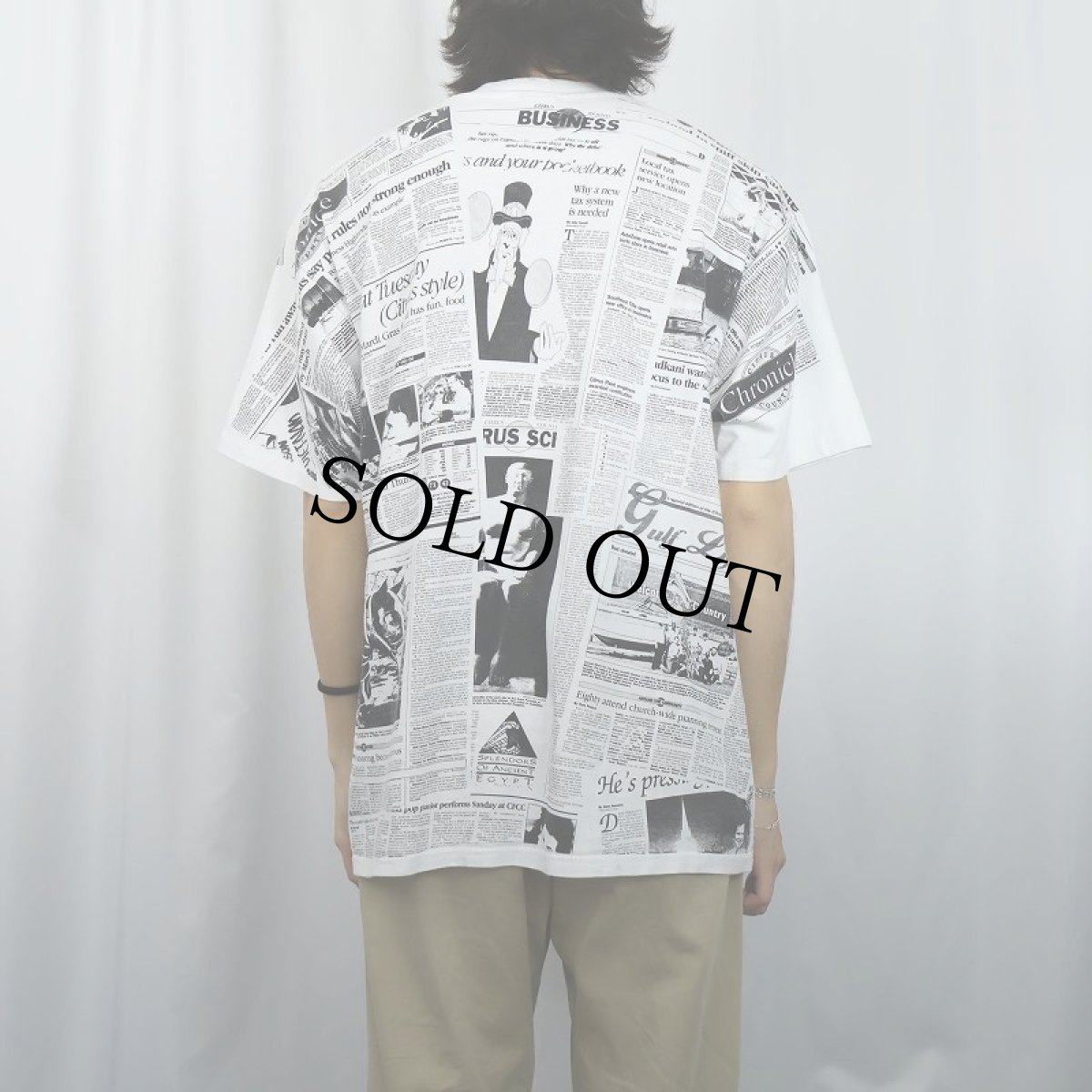画像4: ニュースペーパー柄 大判プリントTシャツ XL (4)