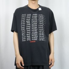画像2: 2010 Nintendo "JUST ONE MORE LEVEL..." ゲームプリントTシャツ BLACK L (2)