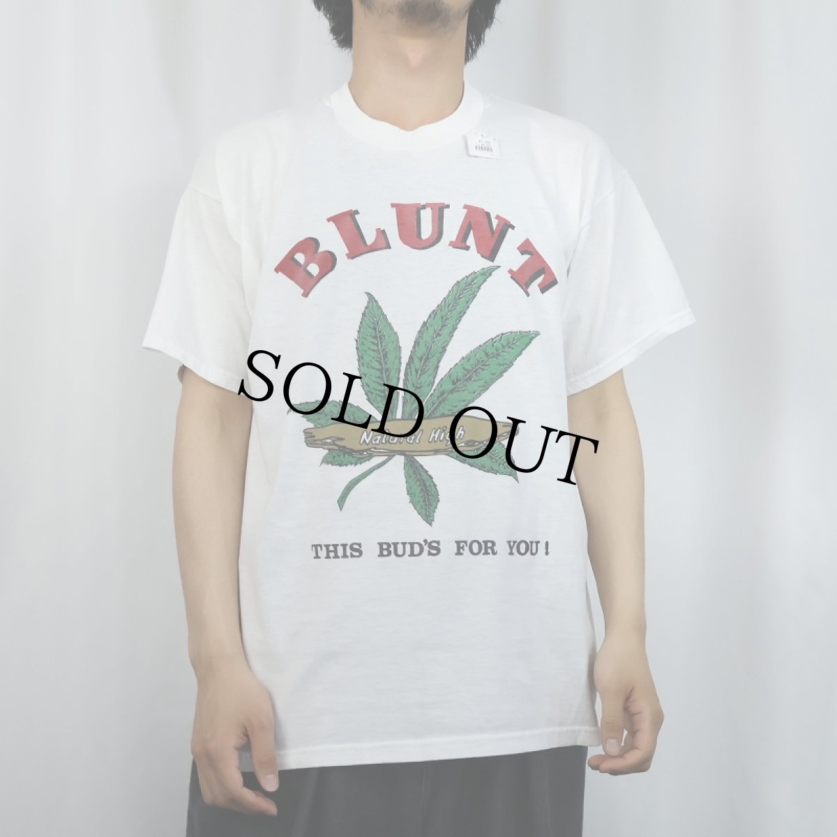 画像2: "BLUNT THIS BUD'S FOR YOU!" ガンジャ パロディプリントTシャツ L (2)