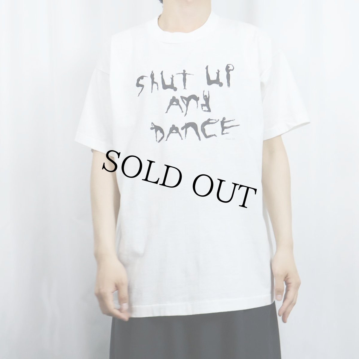 画像2: 90's USA製 "SHUT UP AND DANCE" プリントTシャツ XL (2)