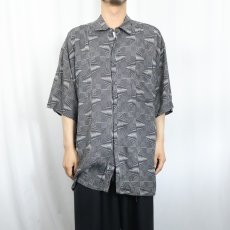 画像2: CITY STREETS ジオメトリック柄 レーヨンシャツ XL (2)