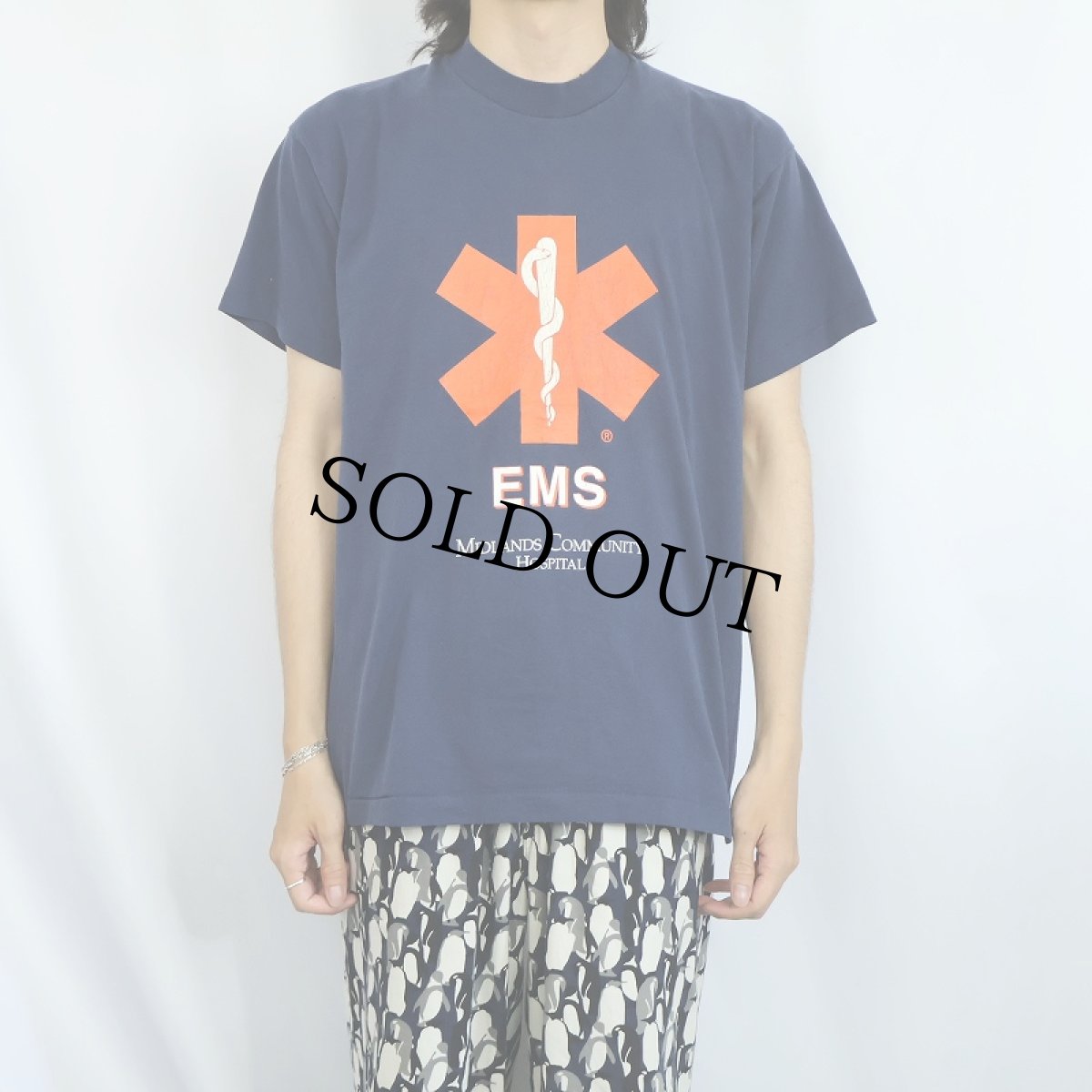 画像2: 80〜90's USA製 "Midlands Community Hospital" プリントTシャツ NAVY L (2)