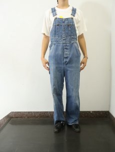 画像2: 60〜70's OSHKOSH ハンド刺繍入り デニムオーバーオール W31 (2)