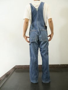 画像3: 60〜70's OSHKOSH ハンド刺繍入り デニムオーバーオール W31 (3)