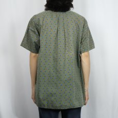 画像3: 〜60's Bloomingdale's マチ付き 3点留め コットンボタンダウンシャツ L (3)