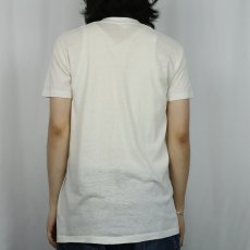 画像3: 70's "KAMANAWANALEA LUAU" 染み込みプリントTシャツ (3)
