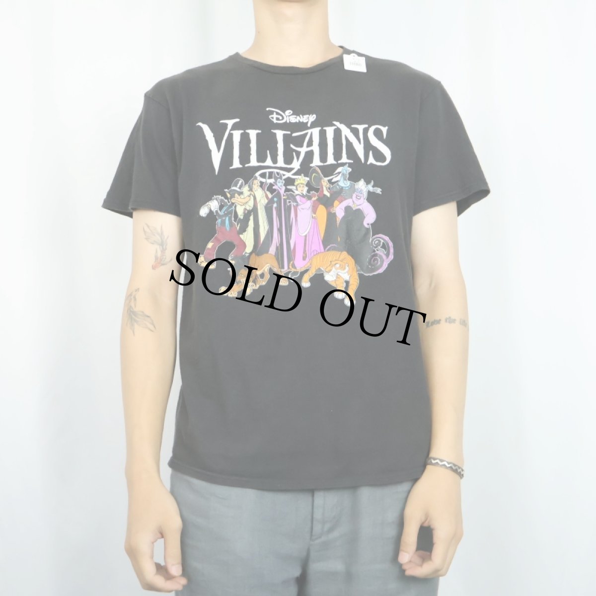 画像2: Disney VILLANS キャラクタープリントTシャツ BLACK M (2)
