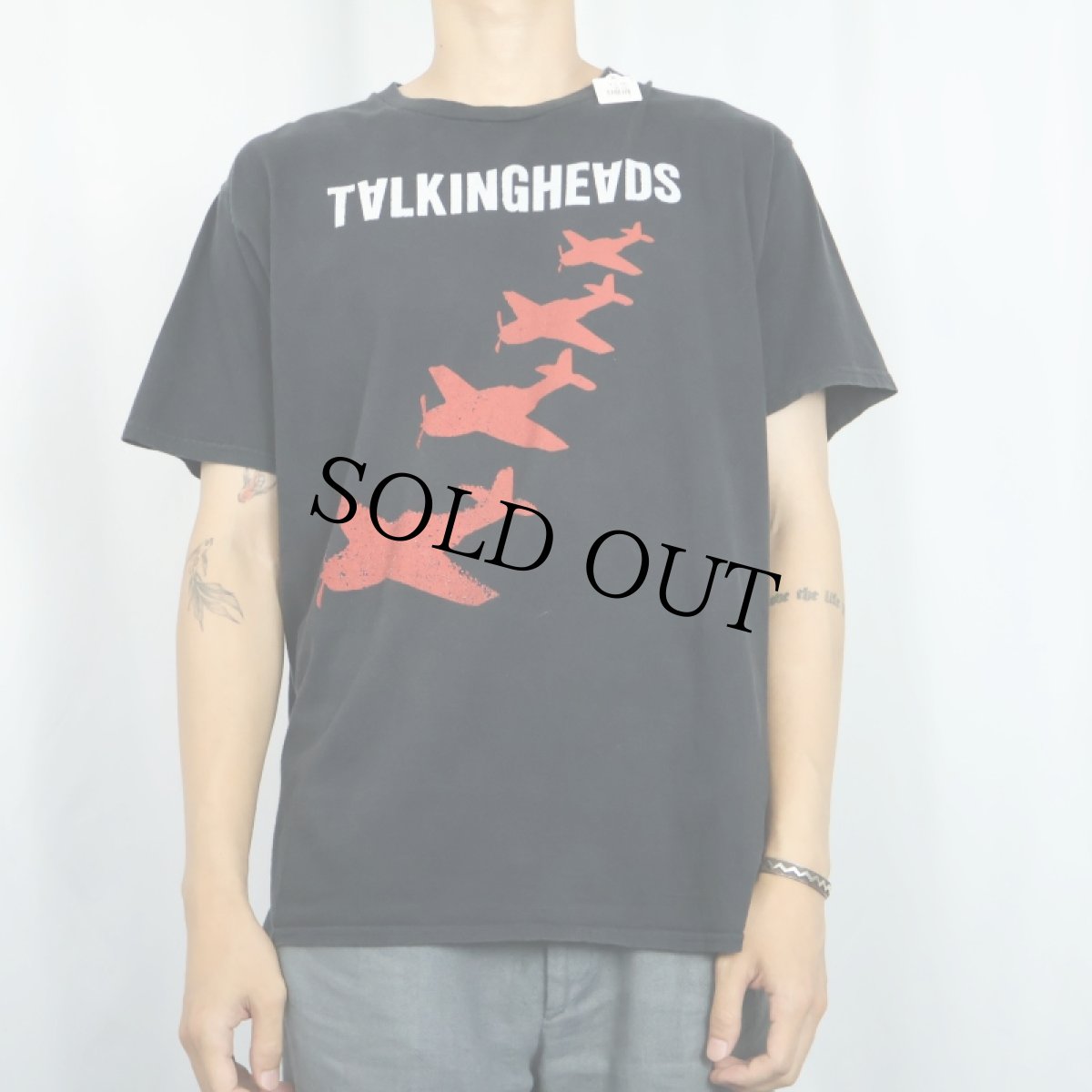 画像2: TALKINGHEADS "Remain in Light" ロックバンドアルバムプリントTシャツ BLACK (2)