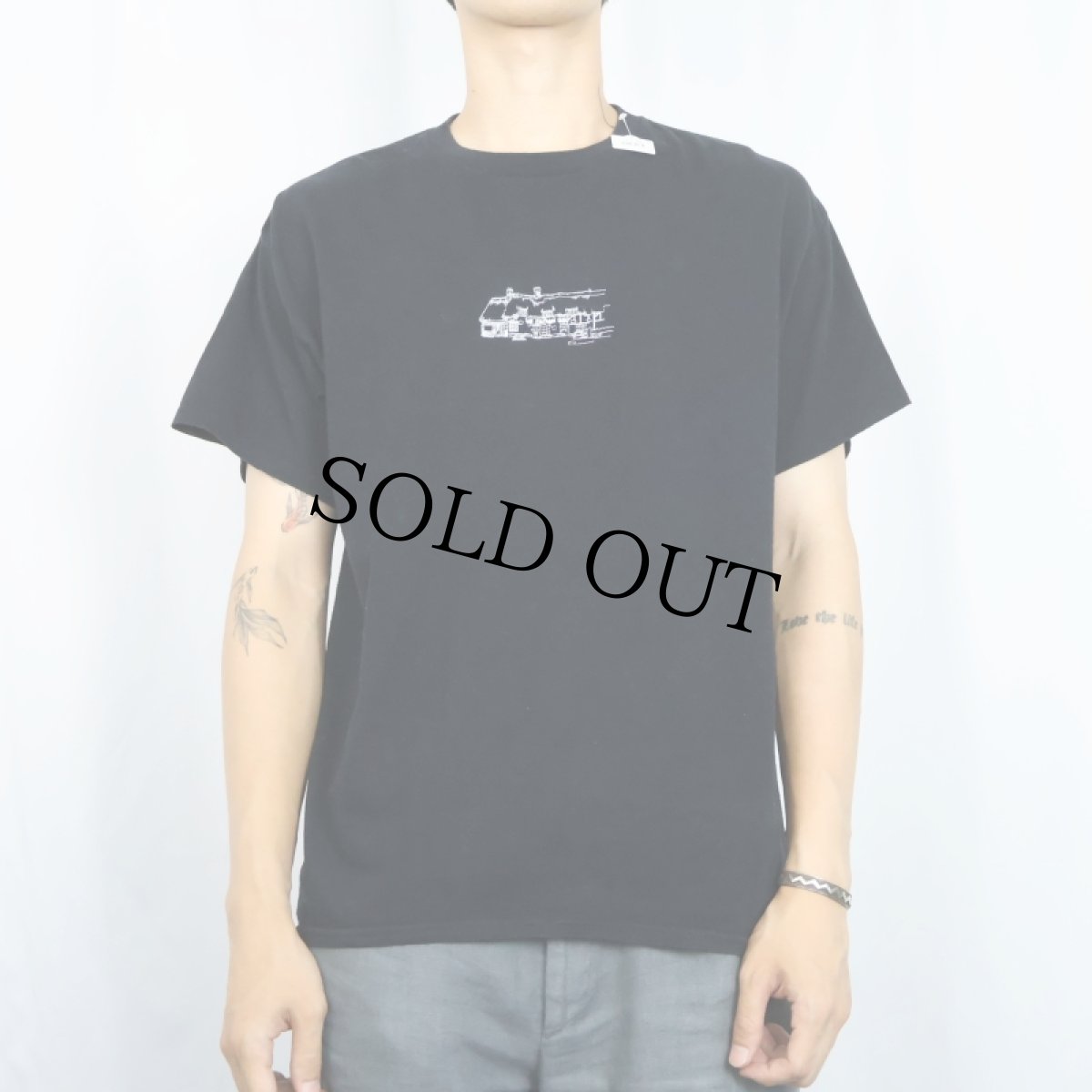 画像2: "The Crown Inn" 刺繍Tシャツ BLACK (2)