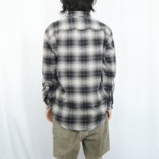 画像3: PENDLETON オンブレーチェック柄 ボタンダウン ライトネルシャツ M (3)