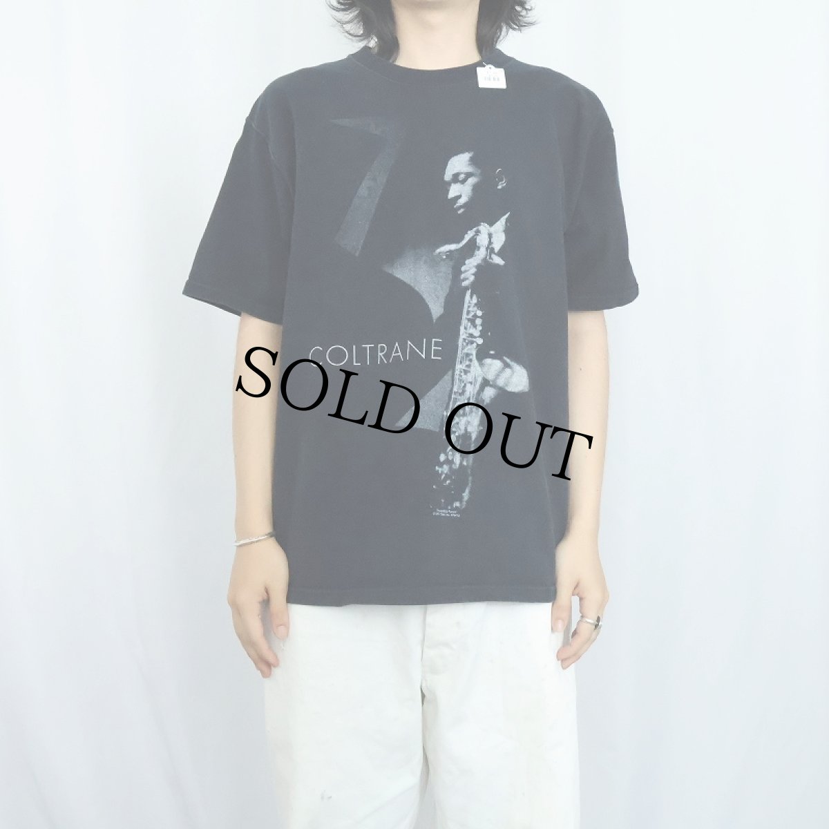 画像2: John Coltrane サックス奏者 プリントTシャツ BLACK (2)