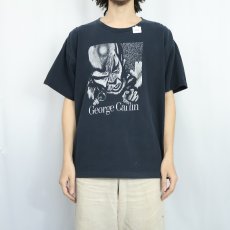 画像2: George Carlin "Simon Says... Go Fuck Yourself." コメディアンイラストプリントTシャツ (2)
